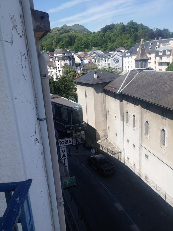 Hotel Des Arts Lourdes Exterior photo